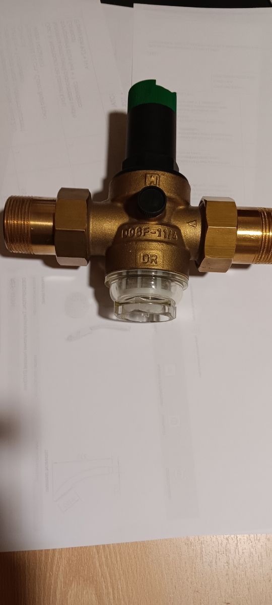 Regulador de presión.