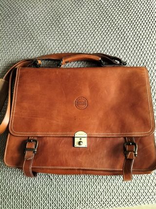Maletín de piel Pielnoble de segunda mano por 50 EUR en Reus en WALLAPOP