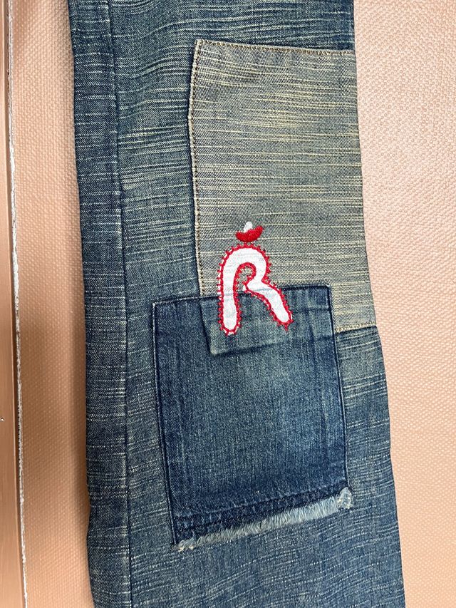 Jeans REPLAY ragazza in denim delavé con toppe