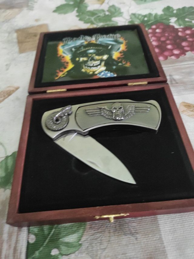 Bad to te Bone, zz top