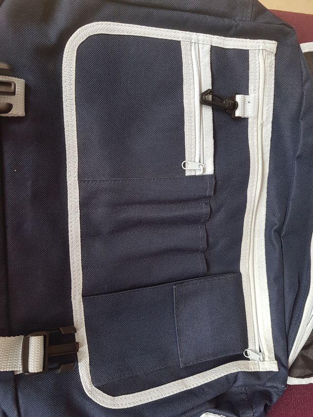 Bolsa portaportátil, estudiantil, divertida.