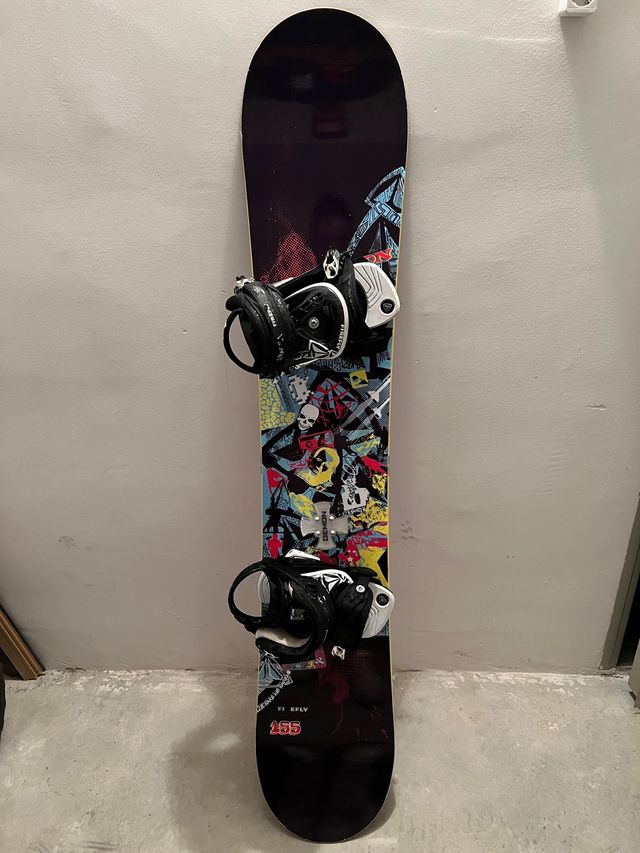 Se vende tabla con fijaciones