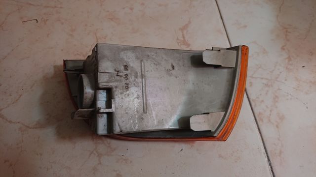 Intermitente delantero derecho Fiat punto mk1