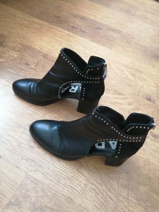 Botines abiertos Zara núm. 38 de segunda mano por 5 EUR en San Fernando de  Henares en WALLAPOP