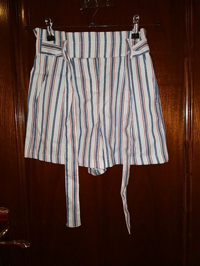 Shorts rayas Bershka