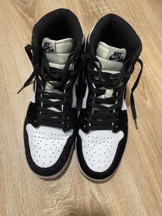 Zapatillas Jordan Panda de segunda mano por 35 EUR en Caldes de Montbui en  WALLAPOP