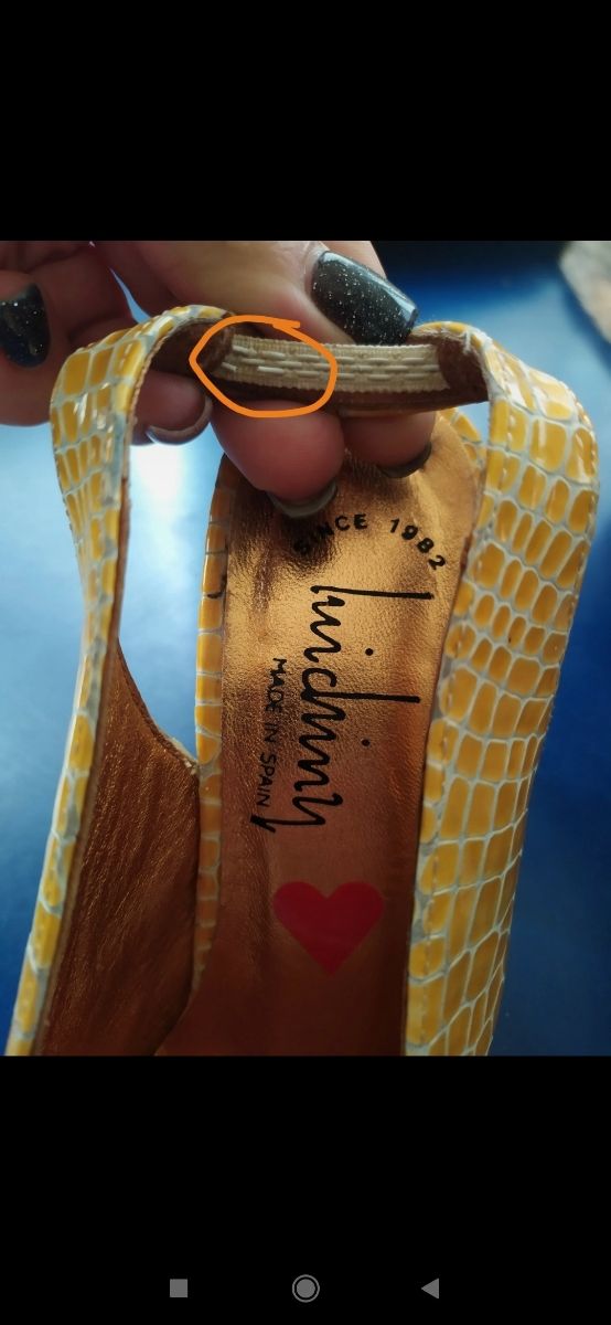 Zapatos de verano con tacones de cuero genuino