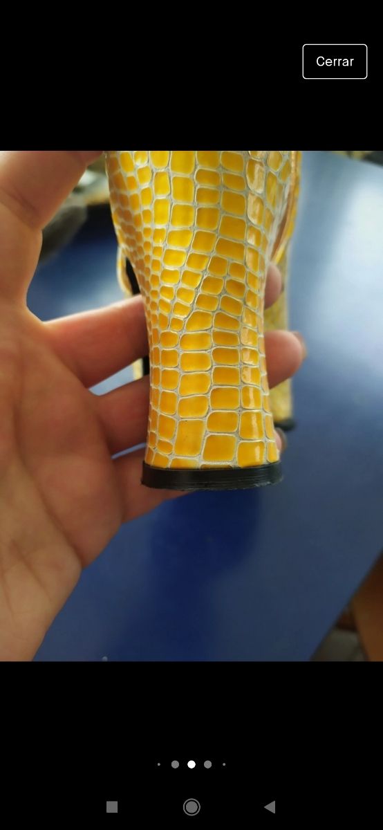 Zapatos de verano con tacones de cuero genuino