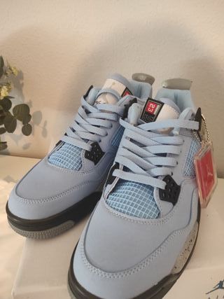 Zapatillas Jordan de segunda mano en Sevilla en WALLAPOP