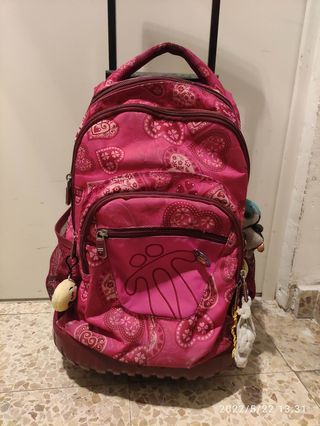 Mochila Totto de segunda mano en Madrid en WALLAPOP