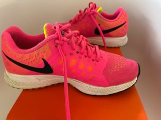 Zapatillas Nike Pegasus de segunda mano en WALLAPOP
