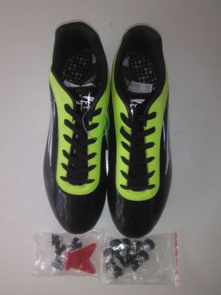 Botas de fútbol talla 41 de segunda mano en WALLAPOP