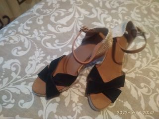 Sandalias esparto negras de segunda mano en WALLAPOP