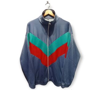 Chandal Adidas retro de segunda mano en WALLAPOP