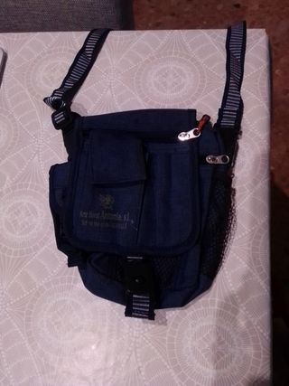 Mochila mariconera de segunda mano por 5 EUR en Burjassot en WALLAPOP