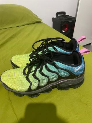 Zapatillas Nike Vapormax de segunda mano en WALLAPOP