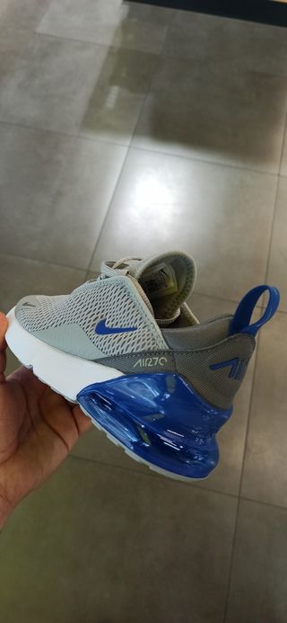 Nike air max 270 talla 33 niños de segunda mano por 85 EUR en Granada en  WALLAPOP