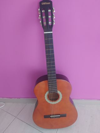 Guitarra Clifton Nueva de segunda mano por 95 EUR en Tarragona en WALLAPOP