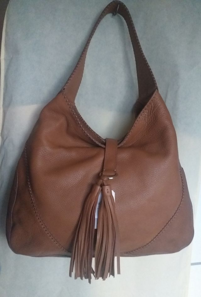Bolso de piel marrón cuero