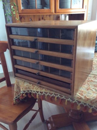 Antiguo mueble pequeño de merceria con cajones de segunda mano por 85 EUR  en Playa de Daimus en WALLAPOP
