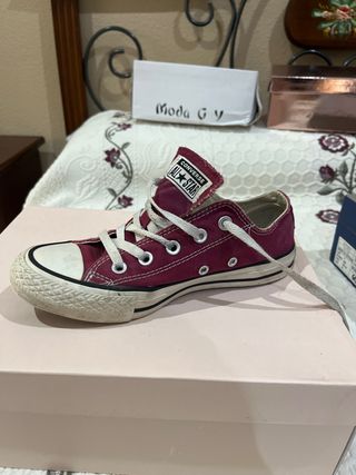 Zapatillas CONVERSE Chuck Taylor granate - Los Secretos de Claudia