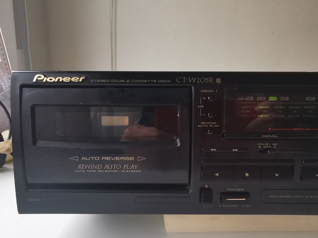 Grabadora y reproductora Pioneer CT-W205R