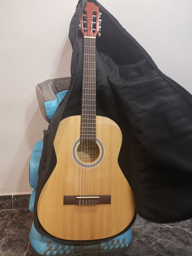 guitarra cadete
