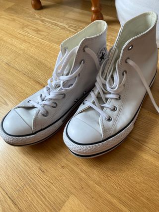 Converse plataforma Blancas de segunda mano en WALLAPOP