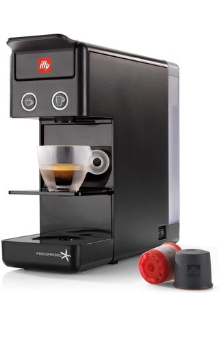 Brad Pitt, De'Longhi y el Momento del Café \