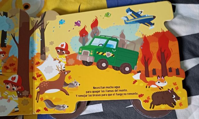 Libro/camión bomberos