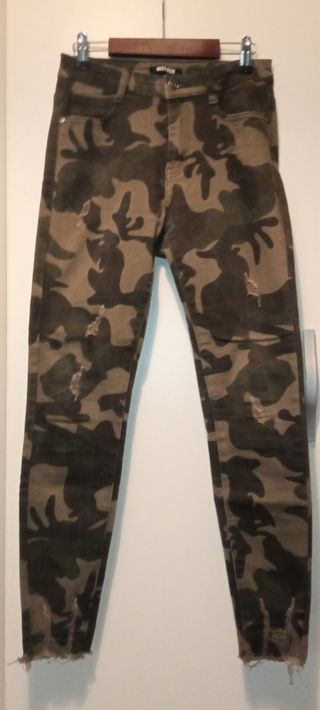 Pantalones militares de segunda mano en WALLAPOP