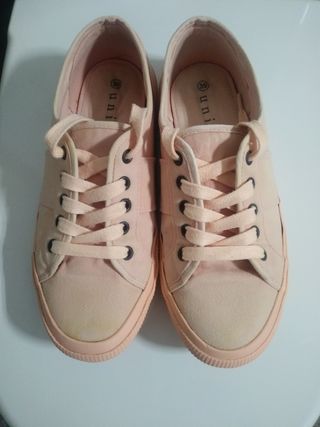 39 ZAPATILLAS ROSA CLARO SALMÓN de segunda mano por 5 EUR en Valencia en  WALLAPOP