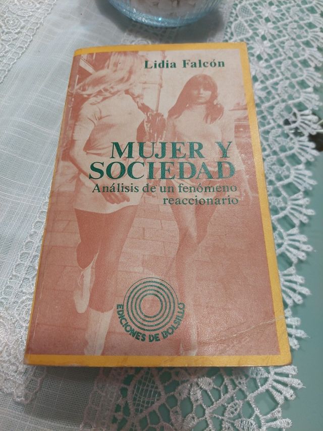 Mujer y sociedad 1973