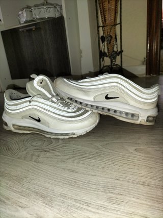 Air Max 97 talla 41 de segunda mano por 40 EUR en Bermeo en WALLAPOP