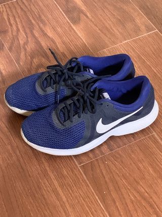 Zapatillas de deporte nike talla 45 de segunda mano por 20 EUR en Salobreña  en WALLAPOP