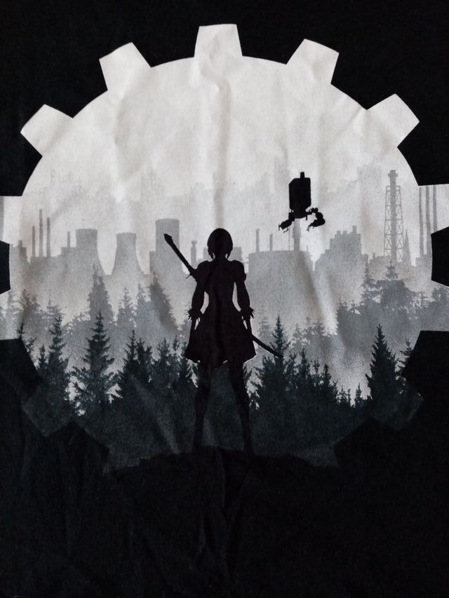 CAMISETA GILDAN CON ESTAMPADO