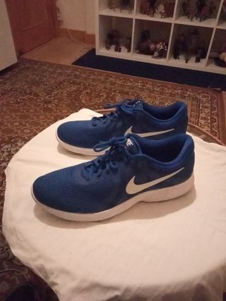 Zapatillas Nike Talla 47,5 Venture Runner CK2944 002 Talla 47.5 USA 13 (31  Cm)