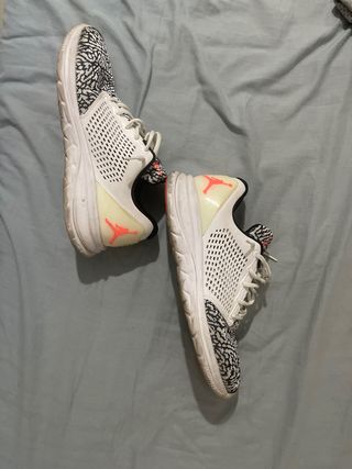 Zapatillas Jordan de segunda mano en Santa Cruz de Tenerife en WALLAPOP