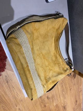 Bolso Artipiel de segunda mano por 15 EUR en Santurtzi en WALLAPOP