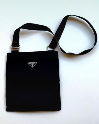 Bolso Prada segunda mano en WALLAPOP