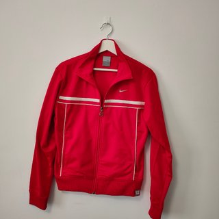 Chaqueta Nike vintage de segunda mano en WALLAPOP