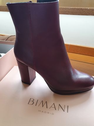 La Vecina Rubia revoluciona Instagram con estos botines 'made in spain'  perfectos para chicas bajitas