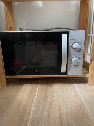 MICROONDAS MARCA OK de segunda mano por 50 EUR en Barcelona en WALLAPOP