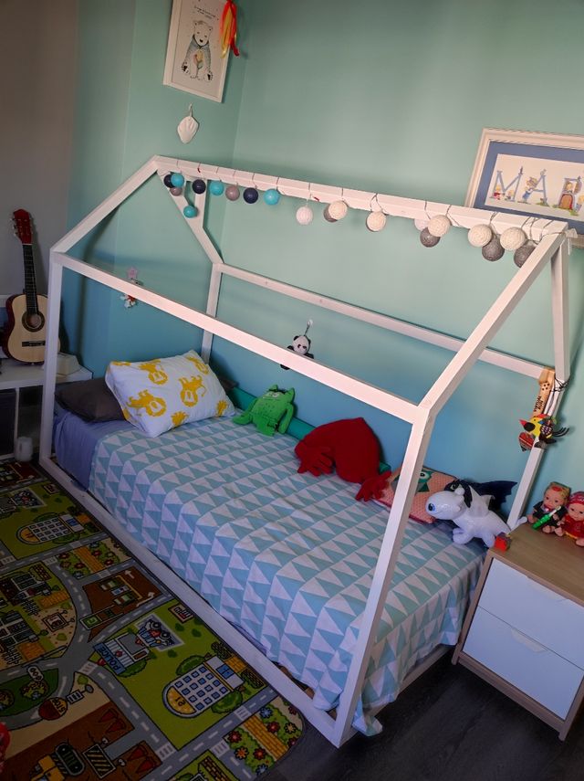 Cama casita montisori