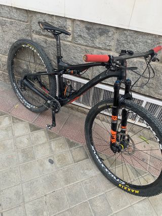 Orbea Oiz M30 Eagle 2018 Talla M de segunda mano por 2.500 EUR en Madrid en  WALLAPOP