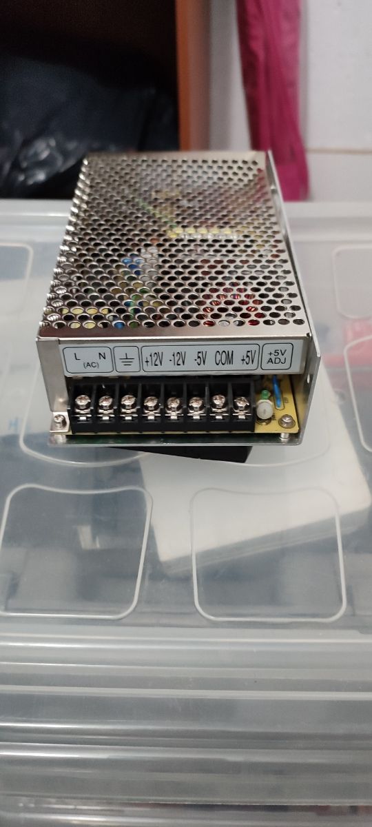 Fuente alimentación 5-12vdc