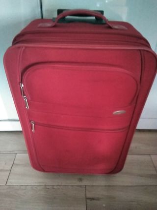 Maleta de viaje de segunda mano en Valladolid en WALLAPOP