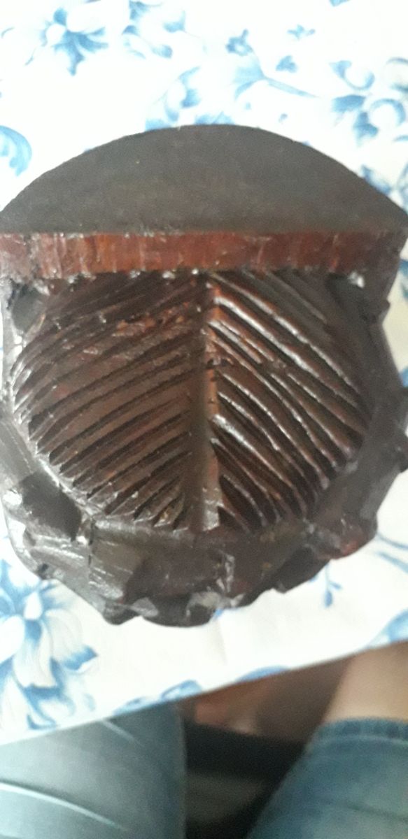 Cabeza de Cristo tallado en Madera