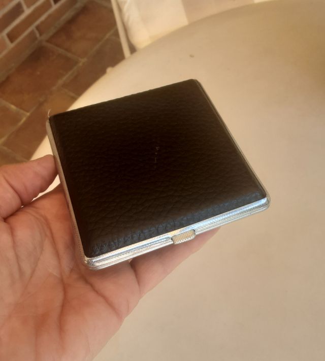 Pitillera vintage de cuero