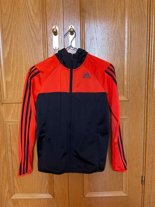 Chaqueta Adidas vintage de segunda mano en WALLAPOP